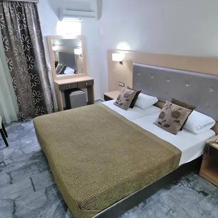Hotel Lintzi Arkoudi