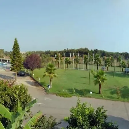 Hotel Lintzi 2*
