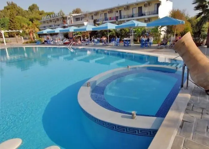 Lintzi Otel