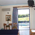 Hotel Lintzi Arkoudi