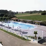 Hotel Lintzi 2*