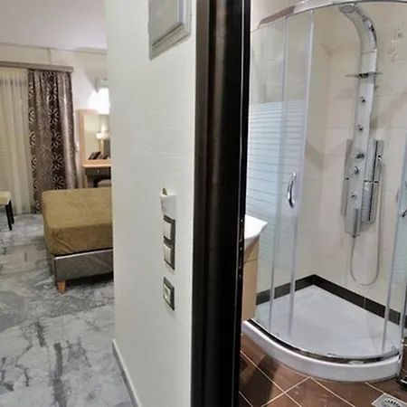 Lintzi Отель 2*