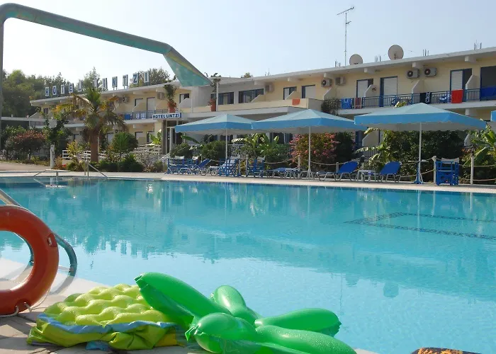 Hotell Lintzi Arkoudi